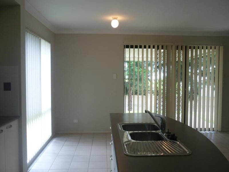 25 Muscari Crescent, Drewvale QLD 4116