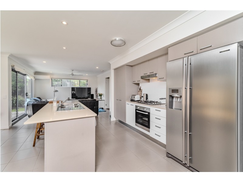 121 Brookside  Circuit, Ormeau QLD 4208