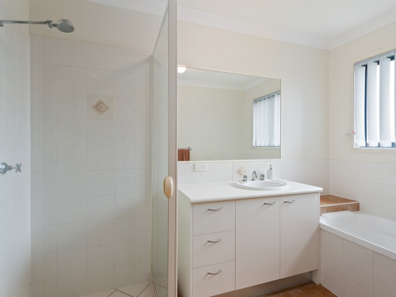 14  Burkett  Crescent, Victoria Point QLD 4165