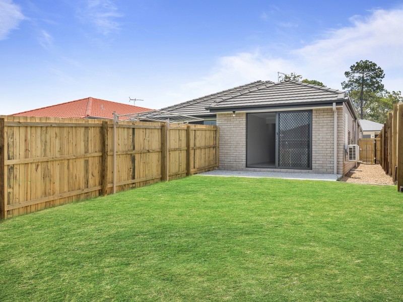 U2/45C Pinelands Street, Loganlea QLD 4131