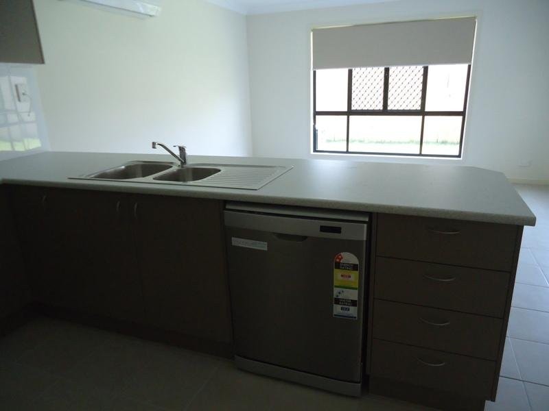 4 McGrath Court, Moggill QLD 4070