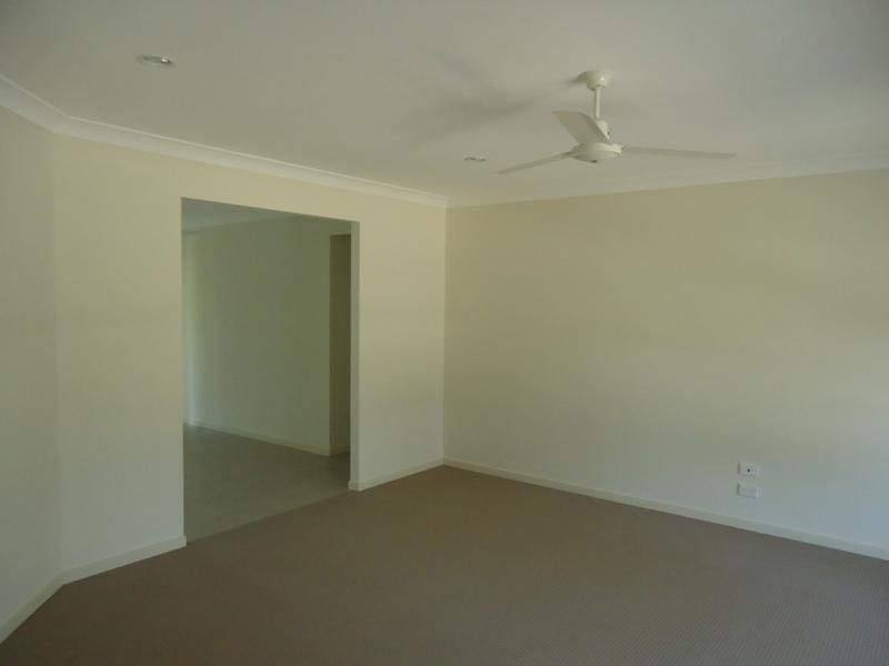 4 McGrath Court, Moggill QLD 4070