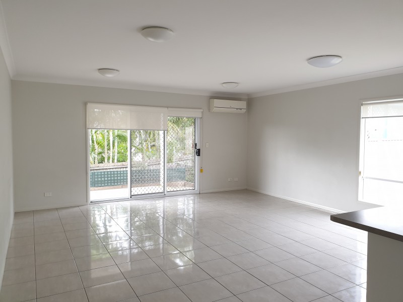 128B Barbaralla Drive, Springwood QLD 4127