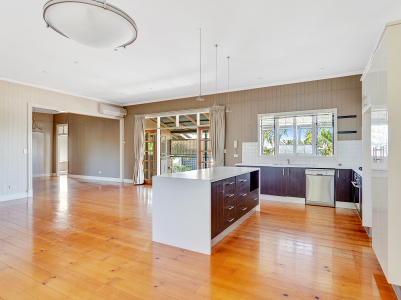 1619 Sandgate Road, Nundah QLD 4012