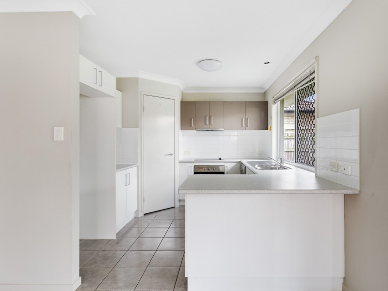 3 Fabian Place, Bracken Ridge QLD 4017