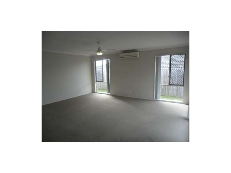 12 Fiddlewood Street, Victoria Point QLD 4165