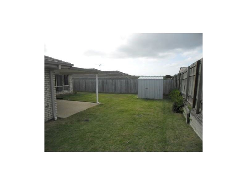 12 Fiddlewood Street, Victoria Point QLD 4165