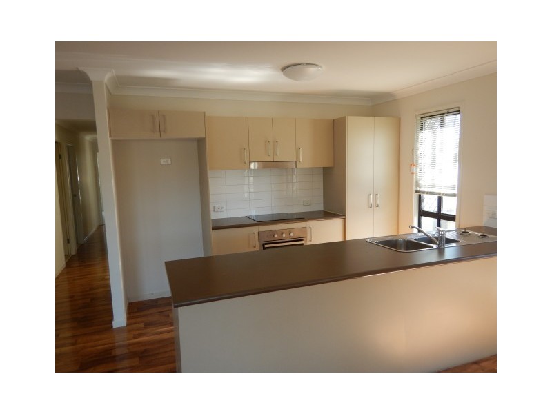 14 Salomon Court, Goodna QLD 4300