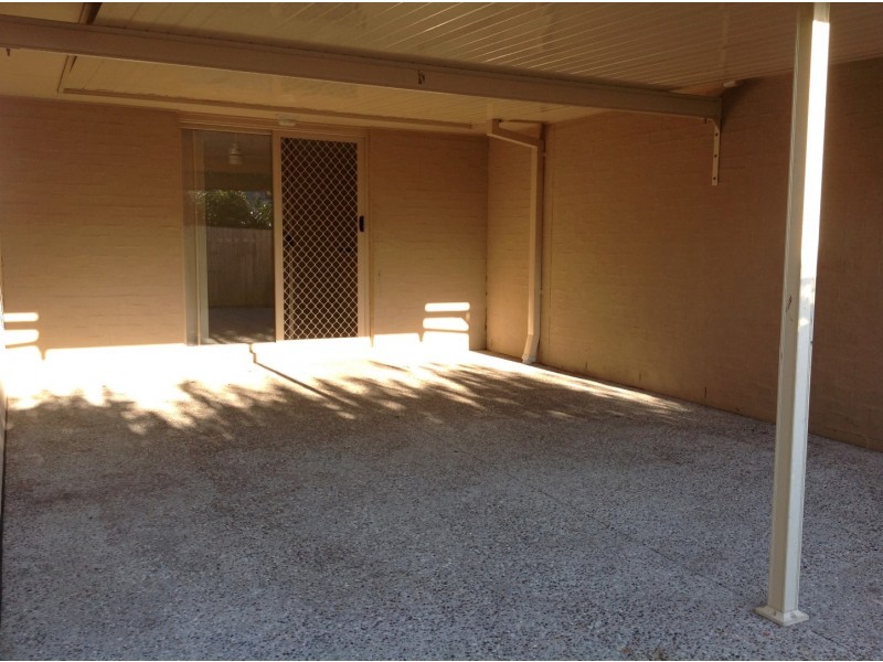 10 Inman Court, Pacific Pines QLD 4211