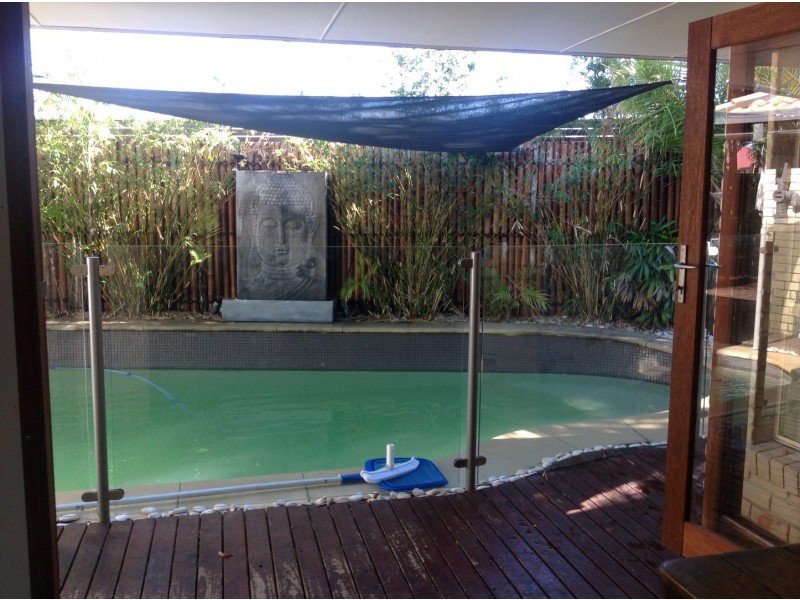 1 Sage Court, Runaway Bay QLD 4216