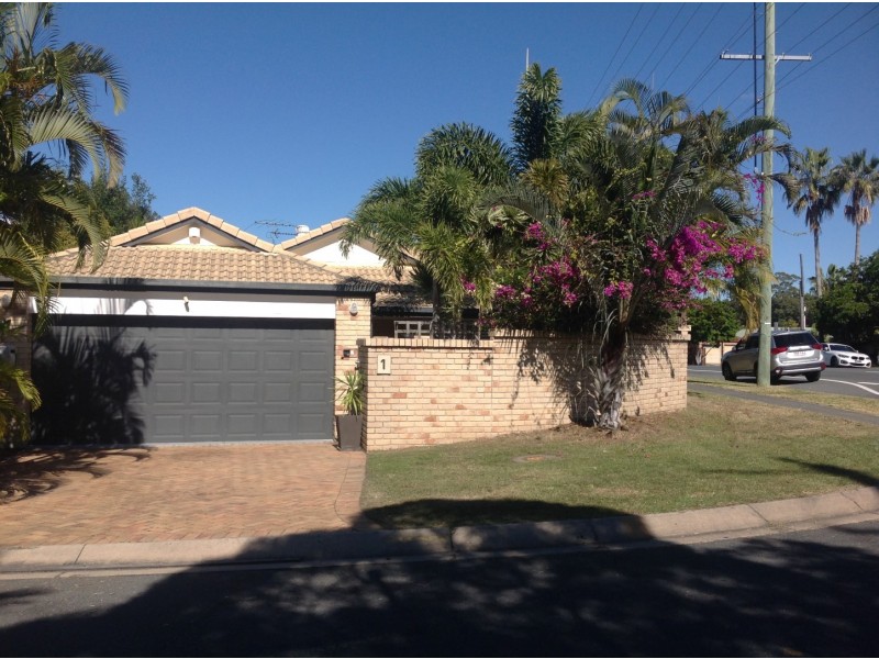 1 Sage Court, Runaway Bay QLD 4216