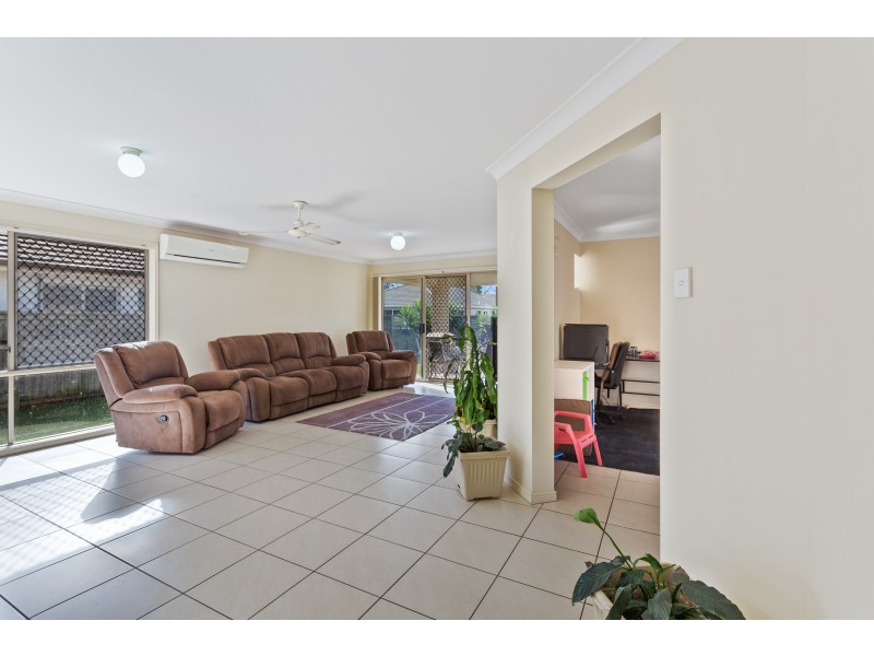 6 Tasman Street, Bray Park QLD 4500