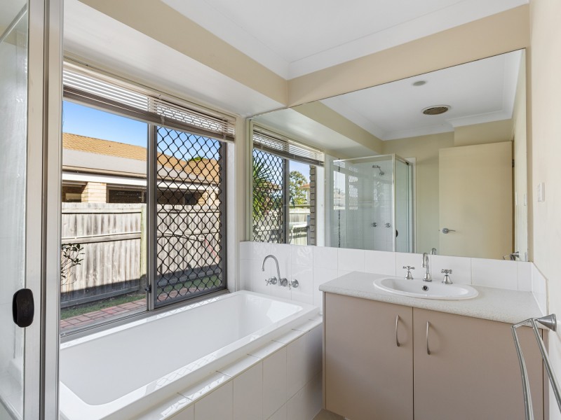 6 Tasman Street, Bray Park QLD 4500