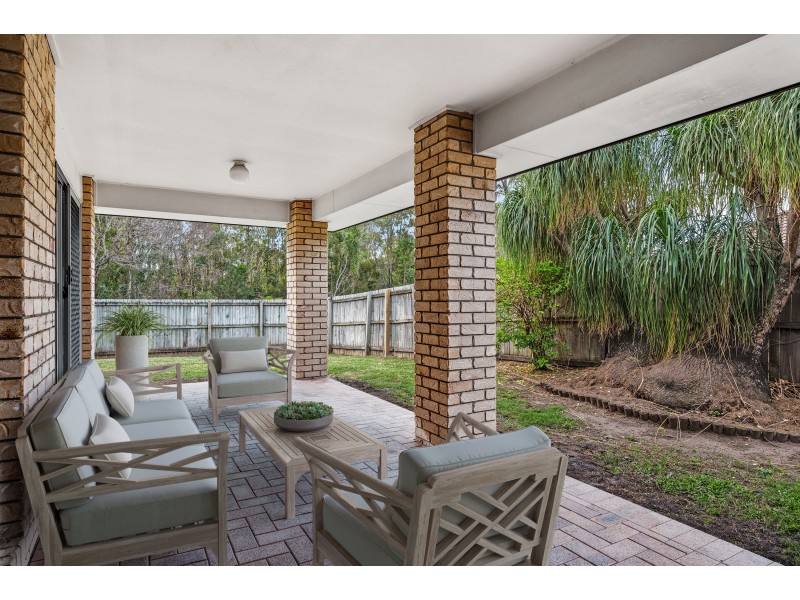 6 Apricot  Place, Redland Bay QLD 4165