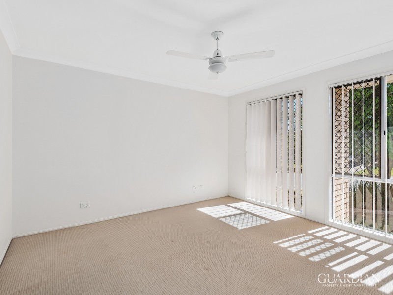 15 Griffen Place, Crestmead QLD 4132