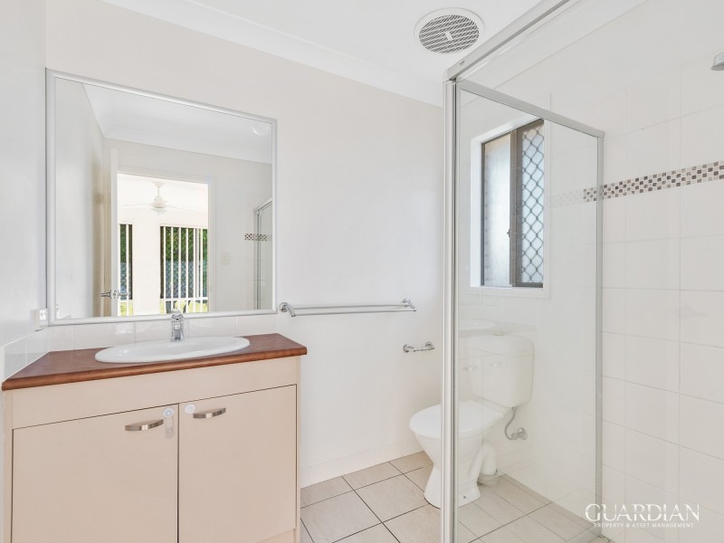 15 Griffen Place, Crestmead QLD 4132