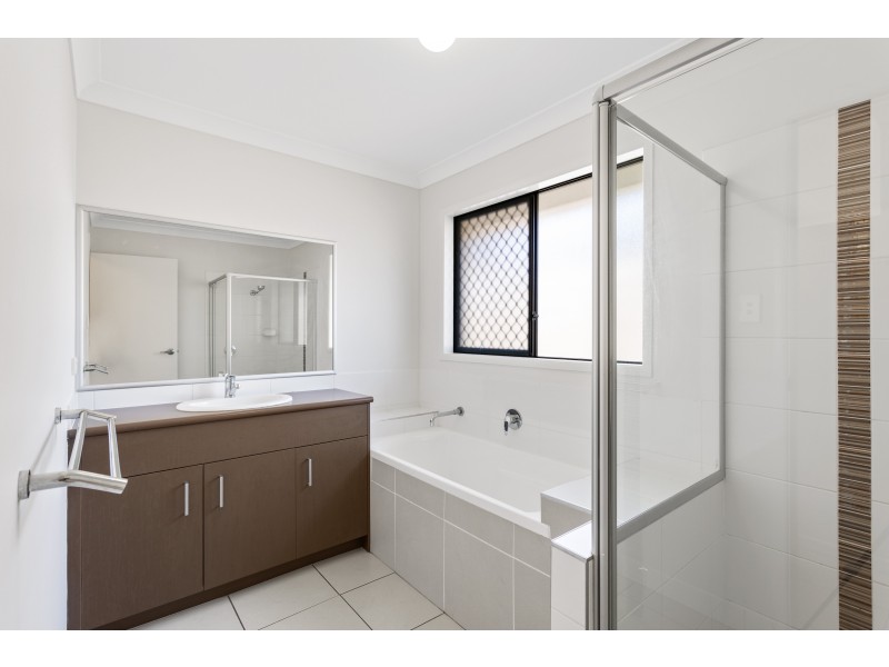 71 Rolland Parade, Warner QLD 4500