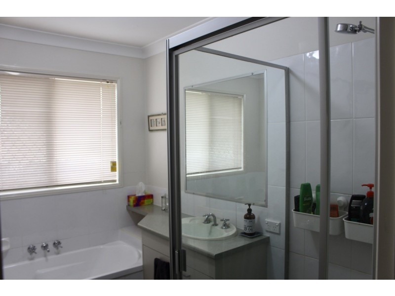 11 Zuleikha Drive, Underwood QLD 4119