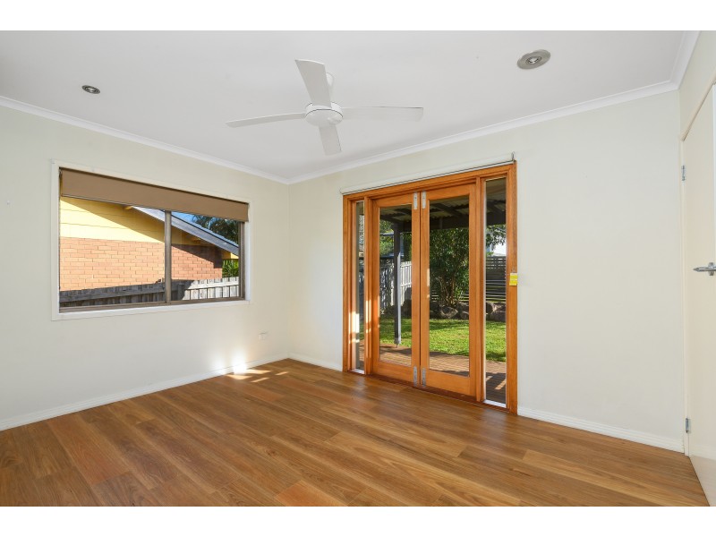 19 Raquel Avenue, Springwood QLD 4127