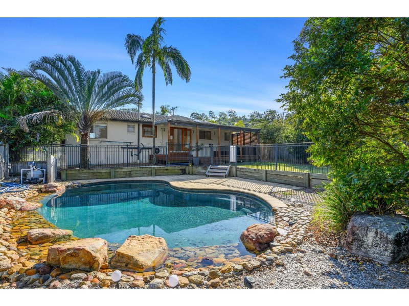 19 Raquel Avenue, Springwood QLD 4127