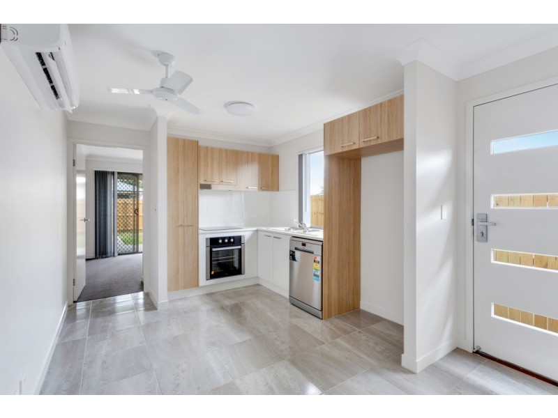 2/14 Broadwater Road, Morayfield QLD 4506