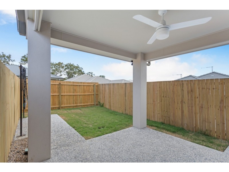 2/14 Broadwater Road, Morayfield QLD 4506