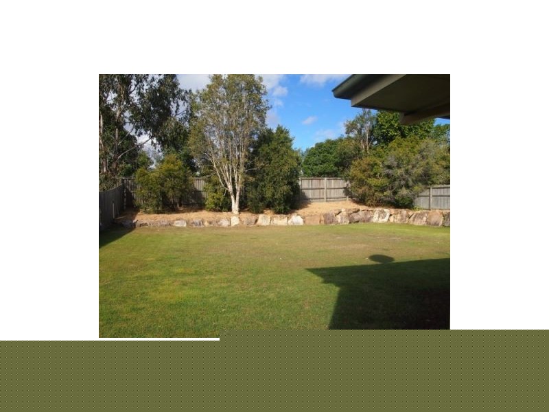 18 Mitchell Place, Parkinson QLD 4115