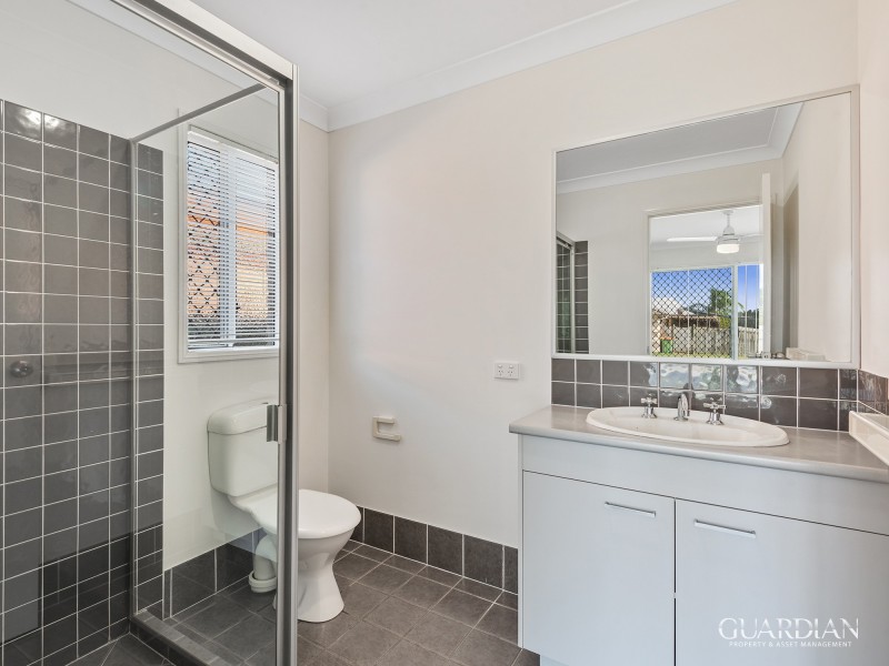 8 Lake Wivenhoe Court, Logan Reserve QLD 4133
