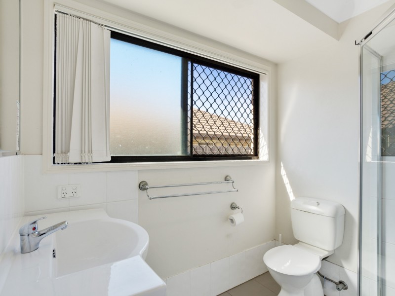 9 Olivine  Court, Rothwell QLD 4022