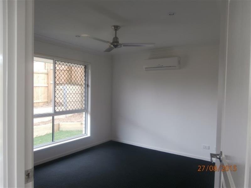 44 Cairnlea Drive, Pimpama QLD 4209
