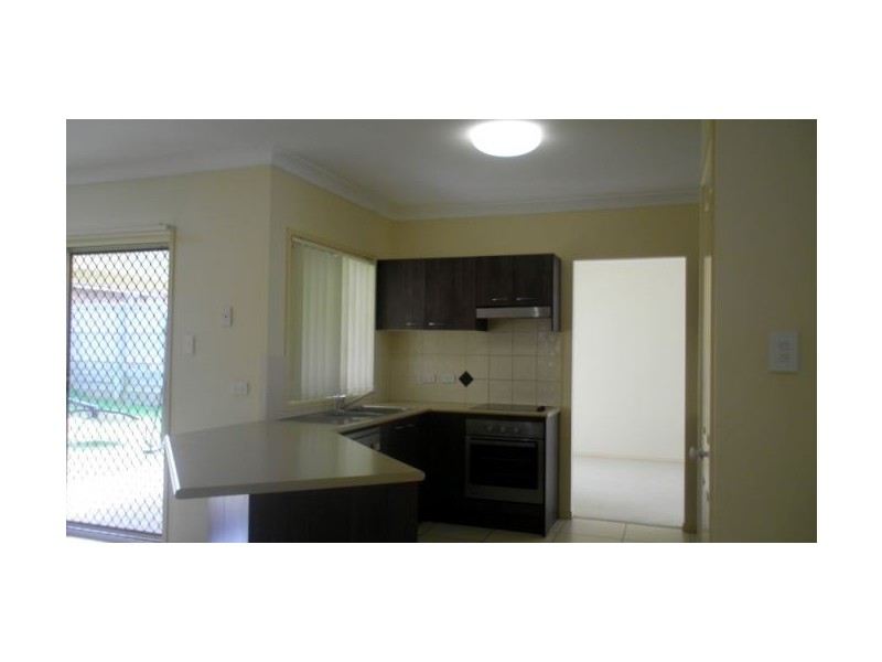 5 Brodie Court, Hillcrest QLD 4118