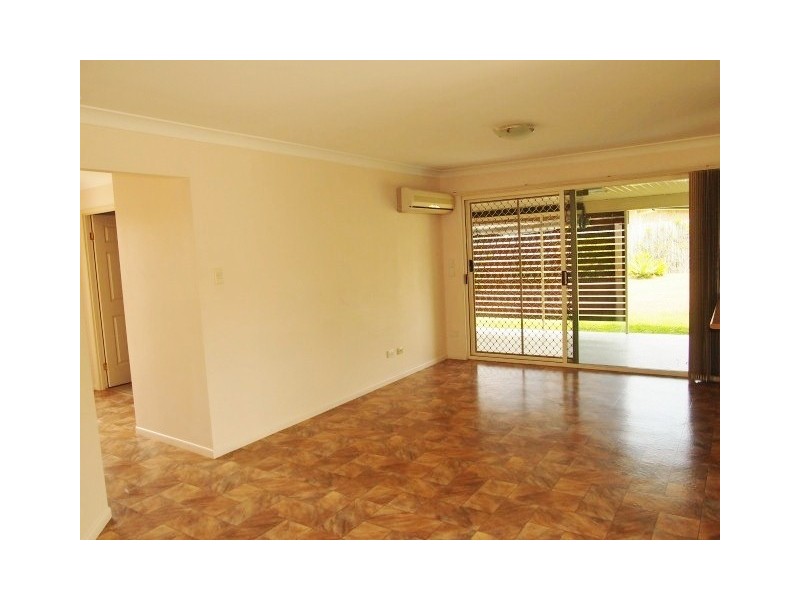 11 Filbert Court, Crestmead QLD 4132