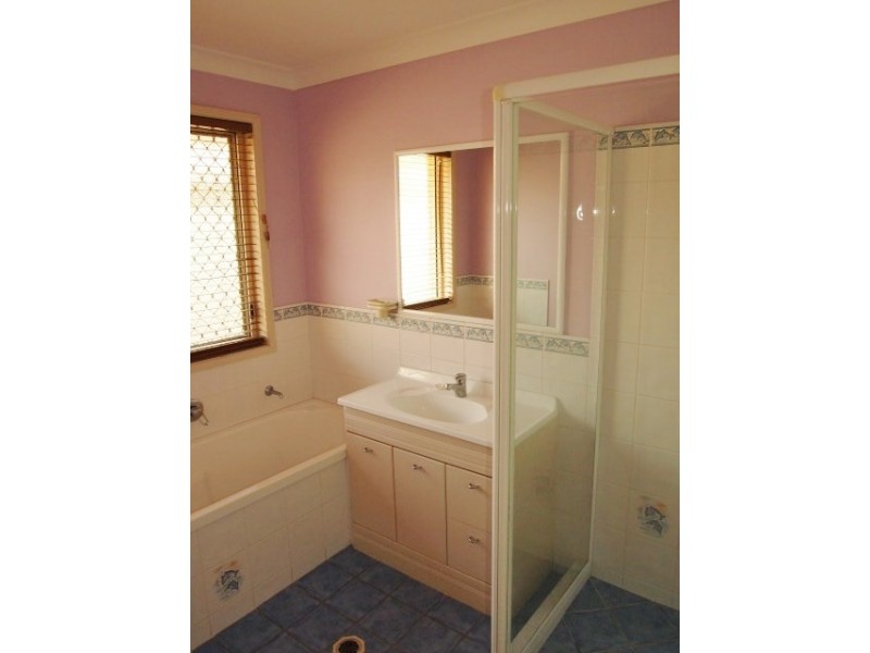 11 Filbert Court, Crestmead QLD 4132