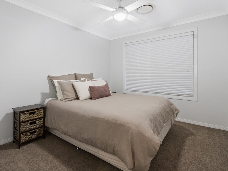 15 Southaven  Drive, Helensvale QLD 4212