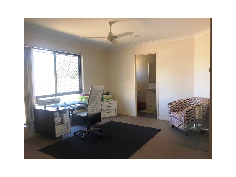1 Castlewellan Circuit, Warner QLD 4500