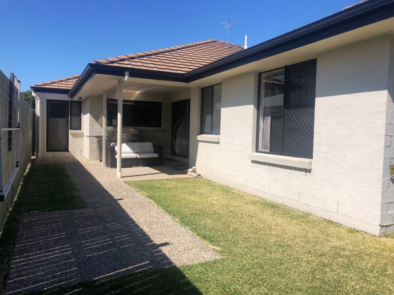 1 Castlewellan Circuit, Warner QLD 4500