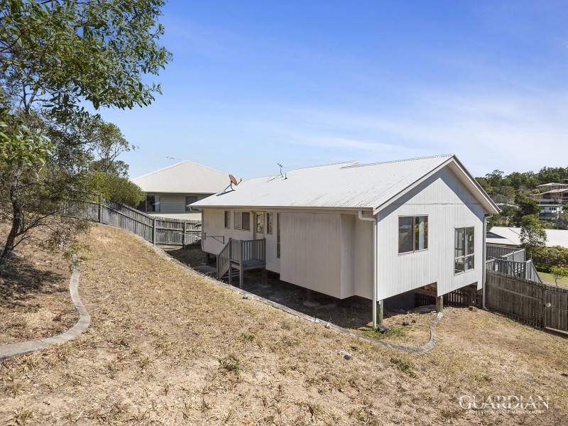 19 Madison Place, Carina QLD 4152