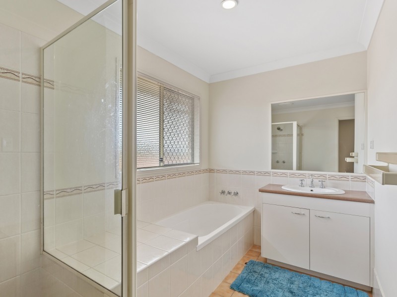 4  Peter  Close, Bracken Ridge QLD 4017