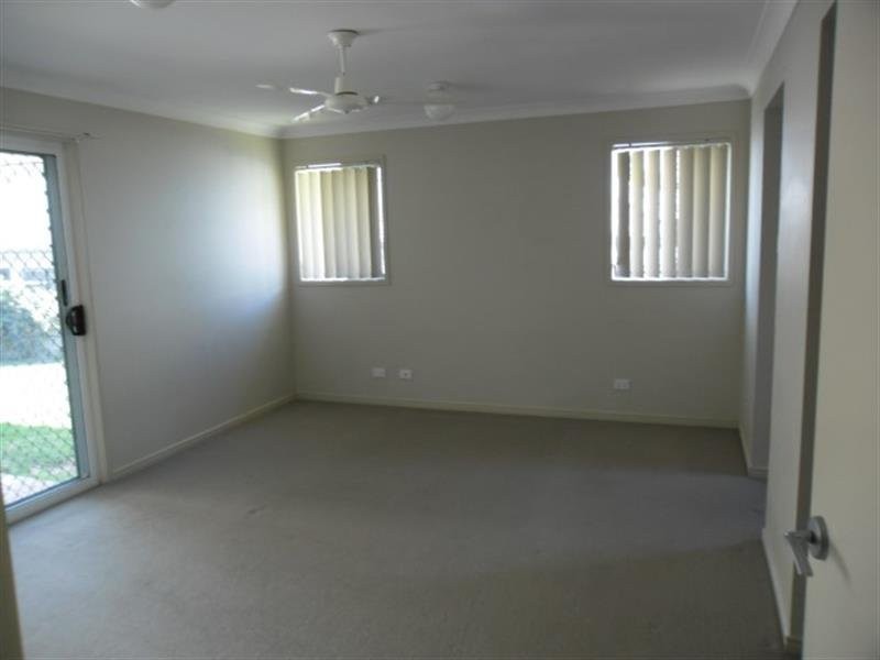 1 Plum Court, Redland Bay QLD 4165
