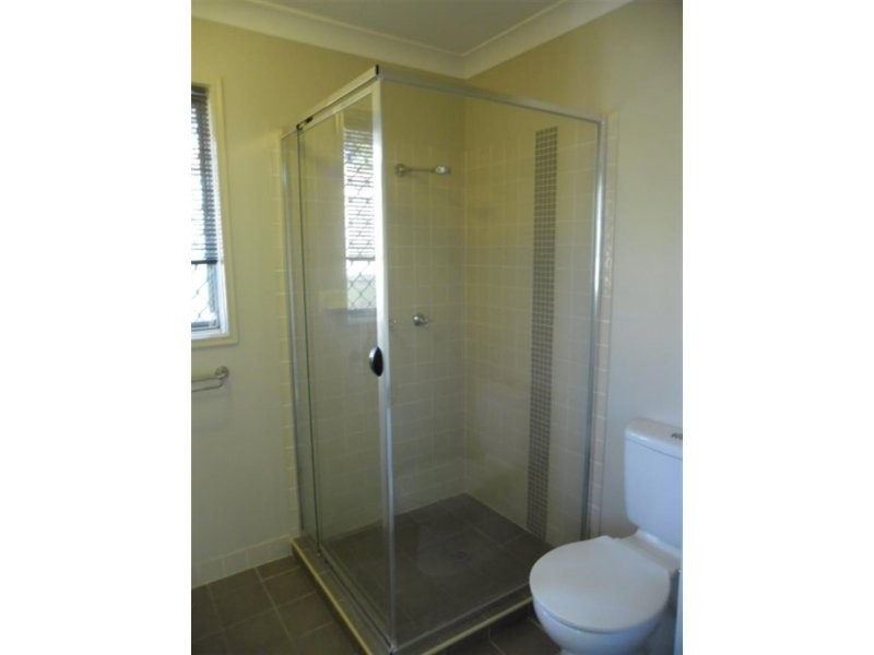 1 Plum Court, Redland Bay QLD 4165