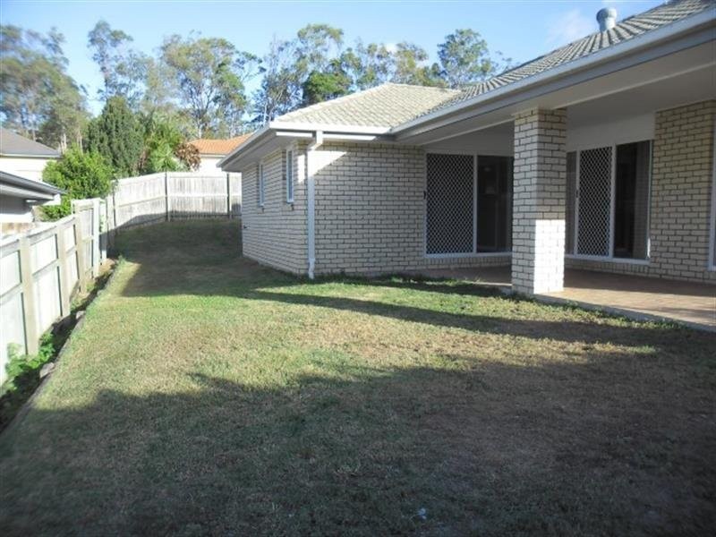 1 Plum Court, Redland Bay QLD 4165