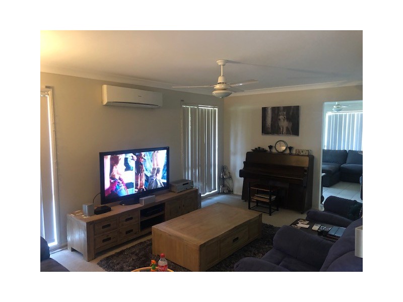 10 Bison Court, Warner QLD 4500