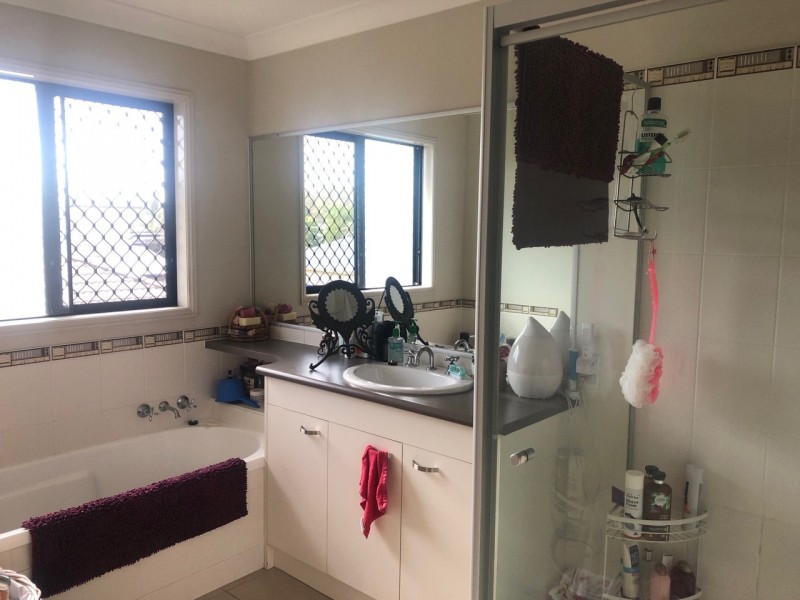 10 Bison Court, Warner QLD 4500