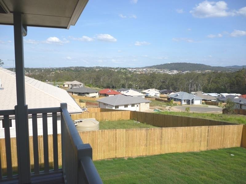 5 Oliver Drive, Redbank Plains QLD 4301
