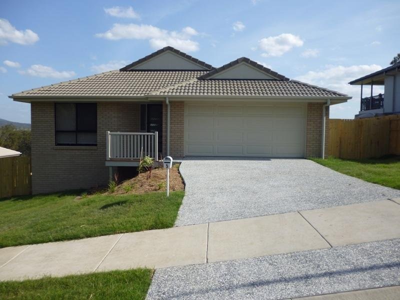 5 Oliver Drive, Redbank Plains QLD 4301