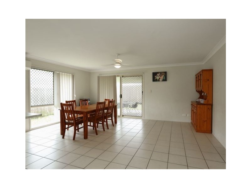 6 Whitlock Drive, Rothwell QLD 4022