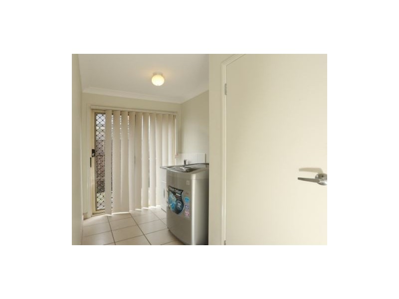 6 Whitlock Drive, Rothwell QLD 4022