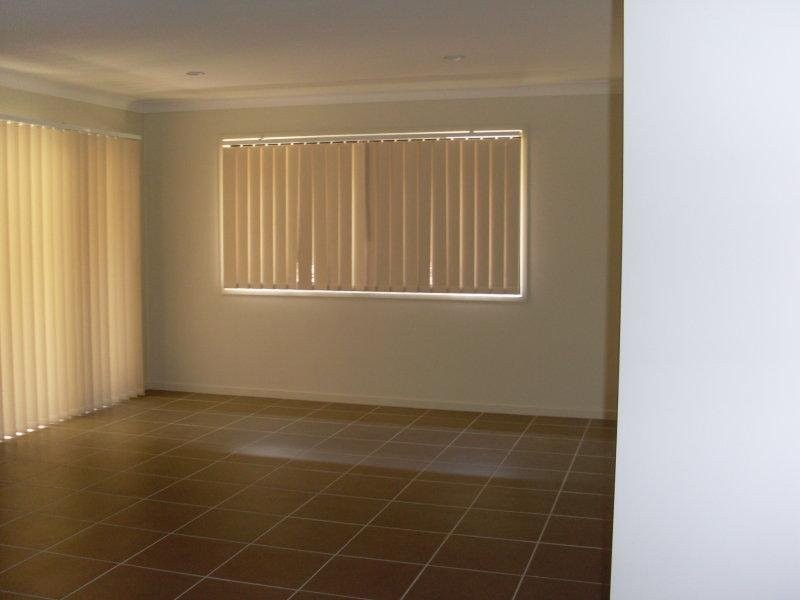 6 Karen Court, Redbank Plains QLD 4301