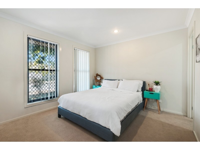 16 Scott Way, Redbank Plains QLD 4301