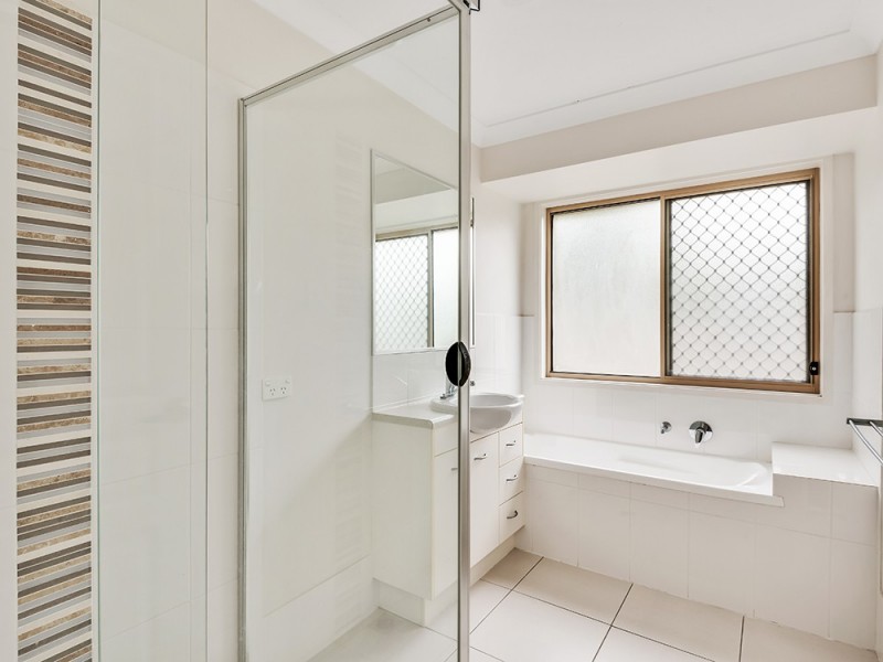 50 Wyndham Circuit, Holmview QLD 4207